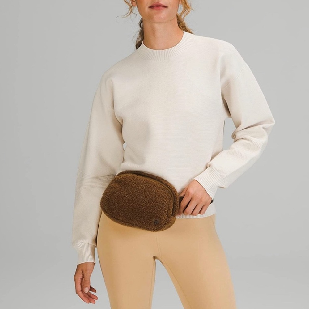 Lululemon Burnt Caramel Belt bag